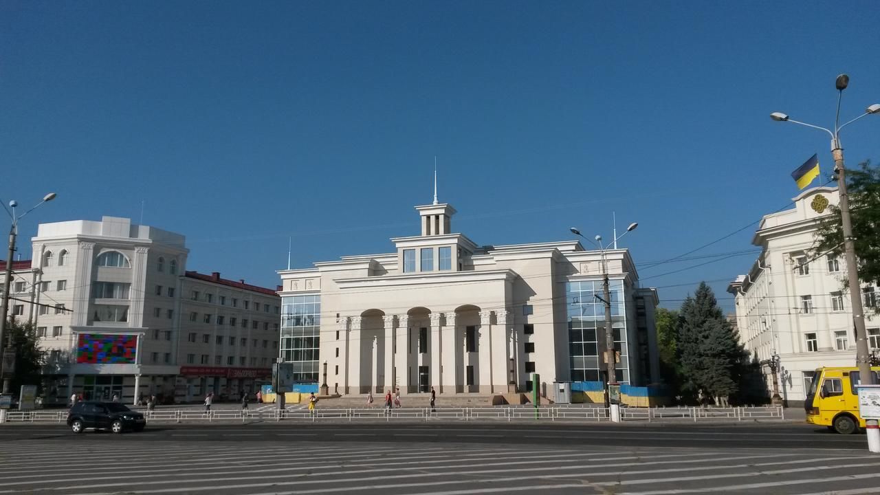 Апартаменты Apartments at the Central Square in the City Center Херсон