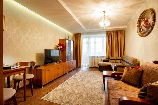 Апартаменты Apartments at the Central Square in the City Center Херсон-16