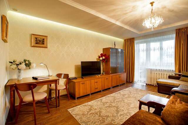 Апартаменты Apartments at the Central Square in the City Center Херсон-6